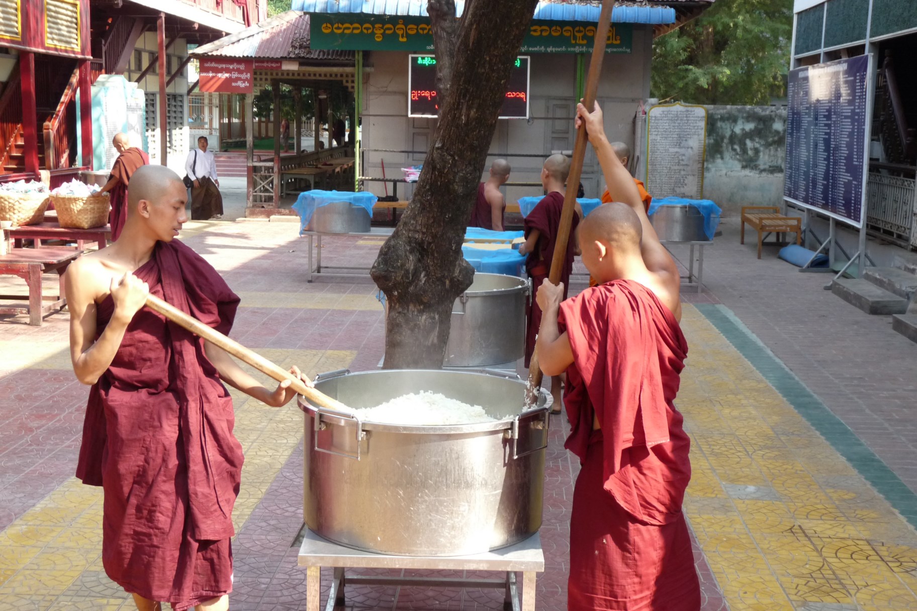 Préparation du déjeuner des moines